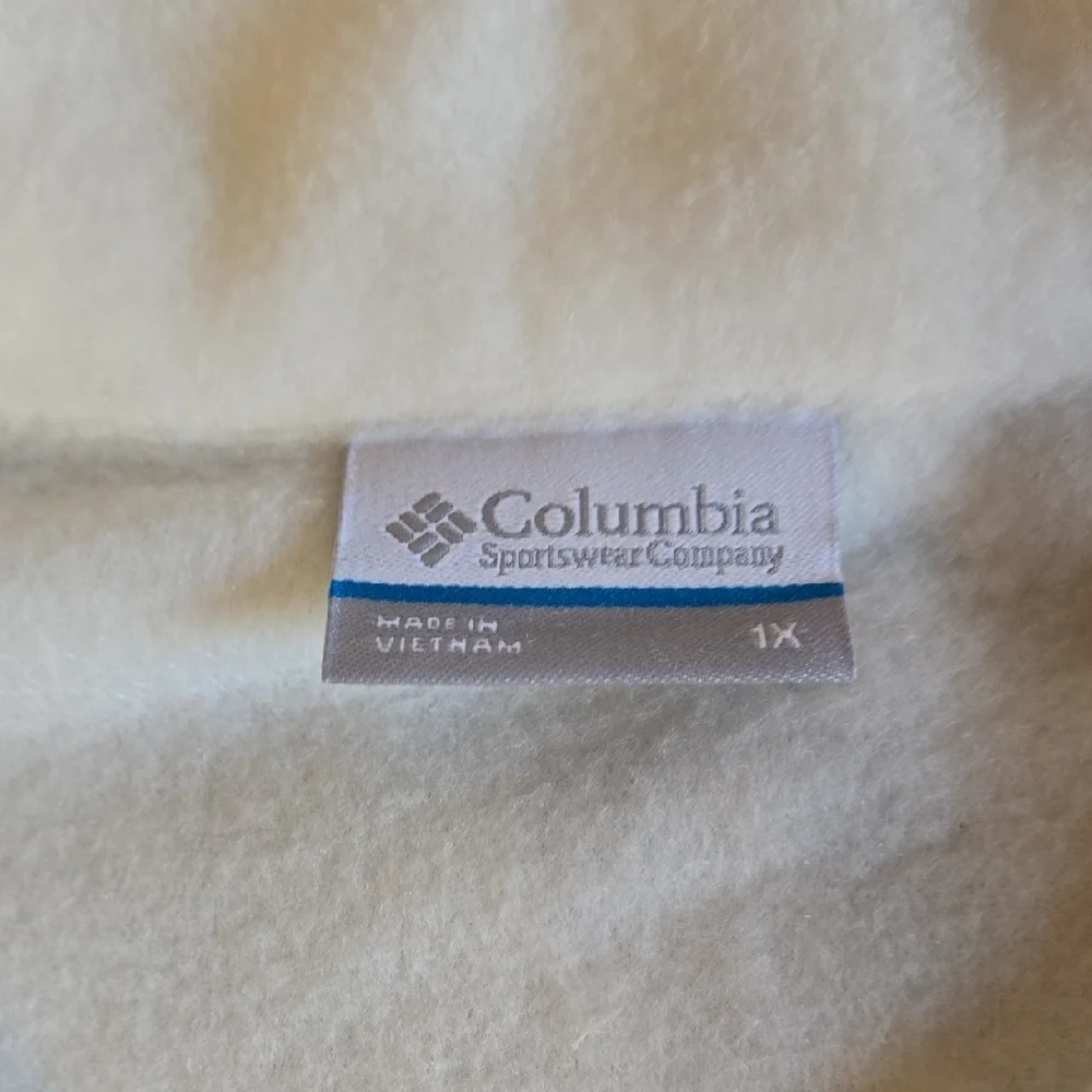 Columbia Women's Cream Fleece Jacket NWT - Picture 3 of 7